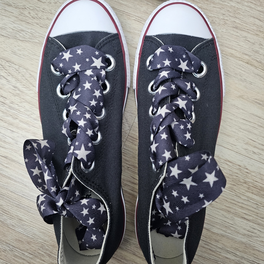Converse Black Star Canvas Sneakers Size 6 Junior- Fits Size 8 Women